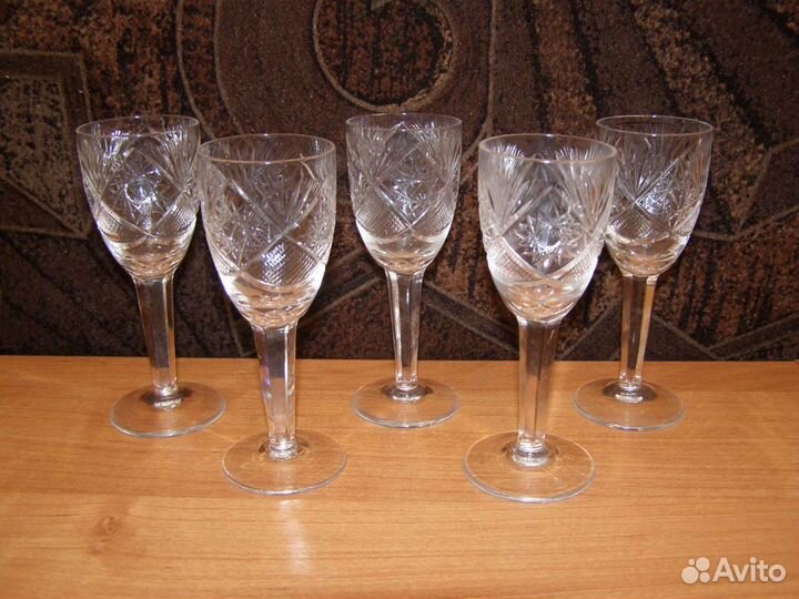 Хрустальные фужеры, стаканы, рюмки