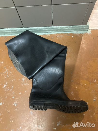 Болотные сапоги