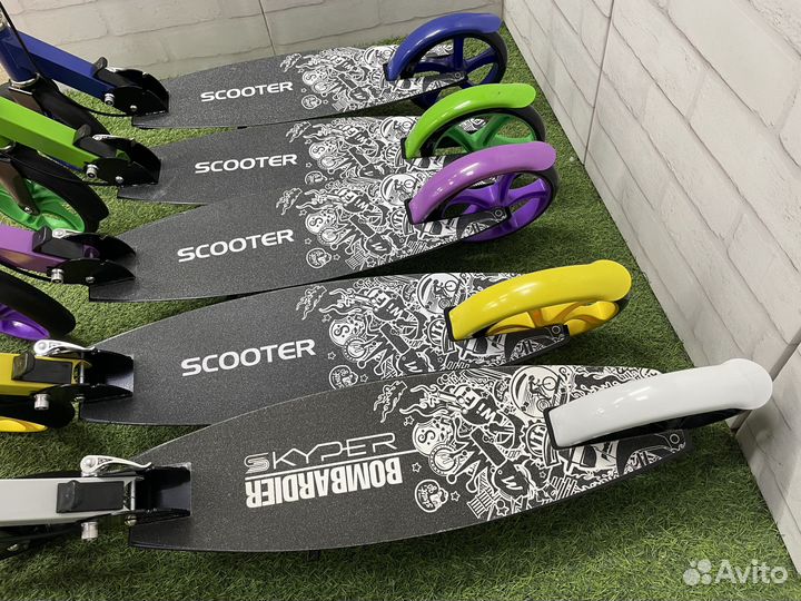 Самокат двухколесный с ручным тормозом PU/ 200 мм