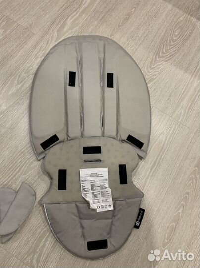 Вкладыш в коляску origami 4moms оригинал