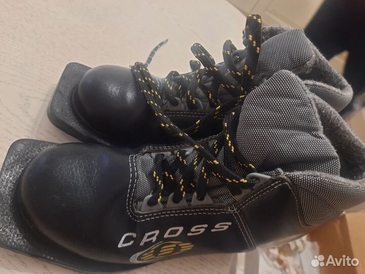 Лыжные ботинки 34 размер