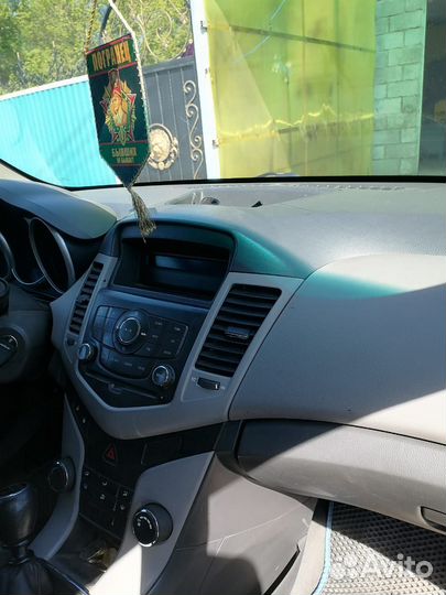 Chevrolet Cruze 1.6 МТ, 2010, 249 000 км