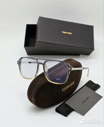 Солнцезащитные очки tom ford хамелеон