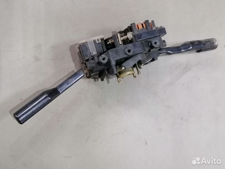 Стрекоза/ подрулевой переключатель Мазда 323 1985