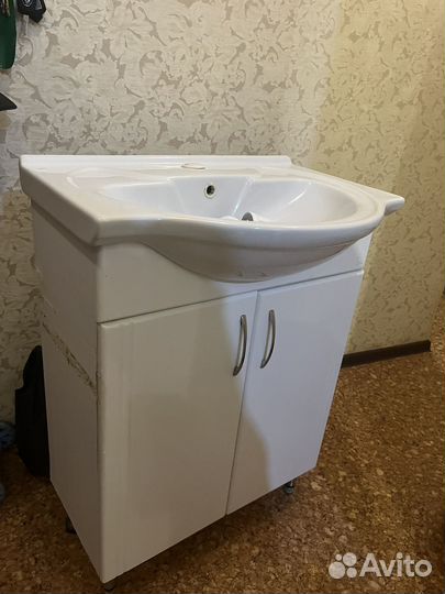 Тумба для ванной с раковиной