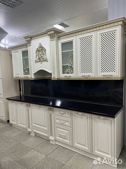 Кухонные гарнитуры