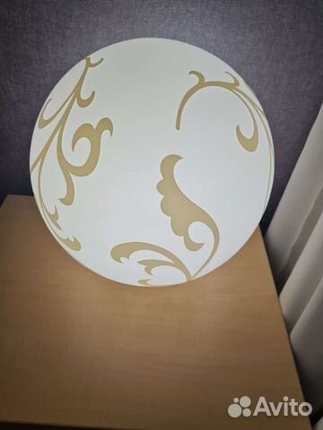 Светильник прикроватный