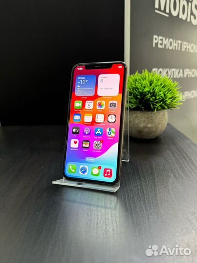 iPhone 11 Pro, 64 ГБ