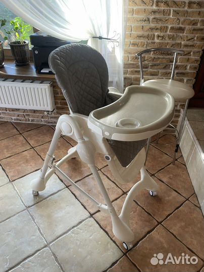 Стул для кормления nuovita
