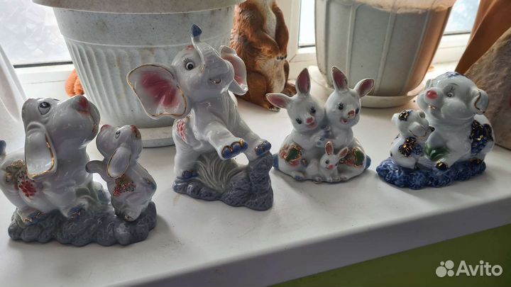 Статуэтки фарфор слоники,поросята,котята