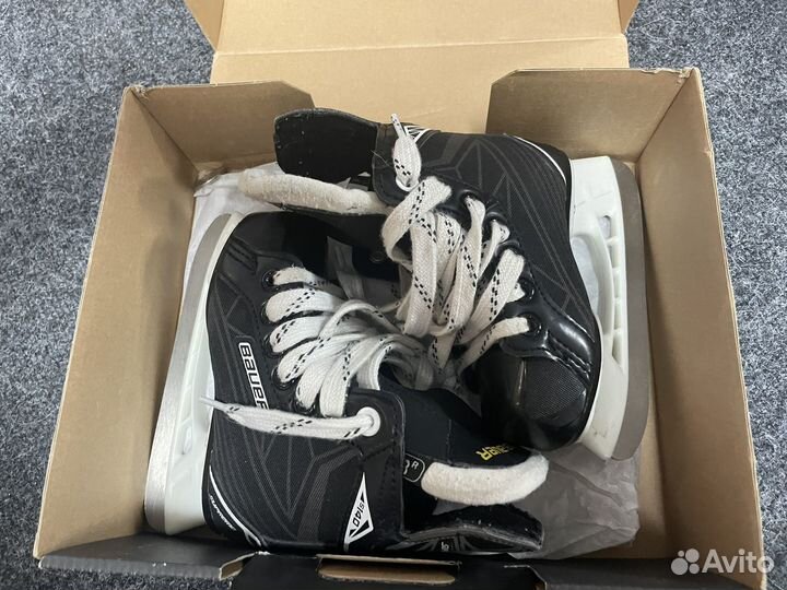 Коньки хоккейные bauer supreme s140