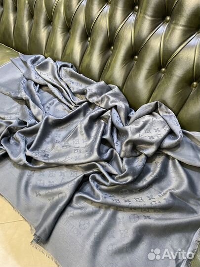 Платок шаль Louis Vuitton шерсть шелк 140 см