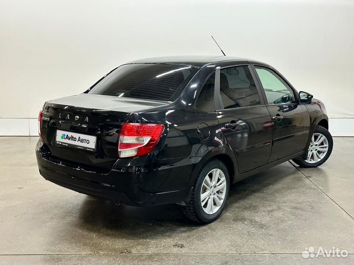 LADA Granta 1.6 МТ, 2021, 80 500 км