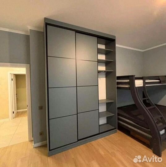 Красивый шкаф купе