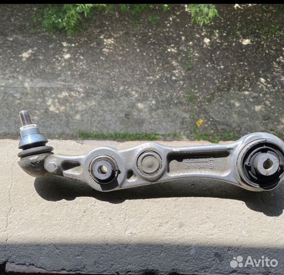 Рычаги передние mercedes w205