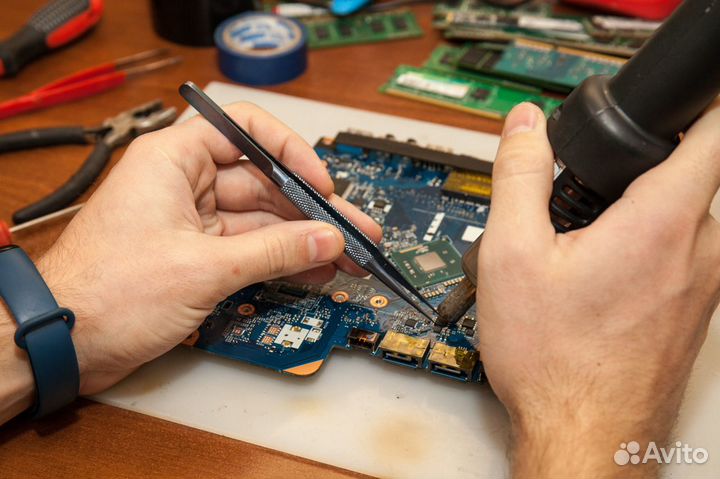 Ремонт компьютеров ноутбуков Телевизоров Игр.прист