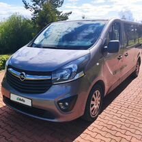 Opel Vivaro 1.6 MT, 2018, 190 000 км, с пробегом, цена 2 250 000 руб.