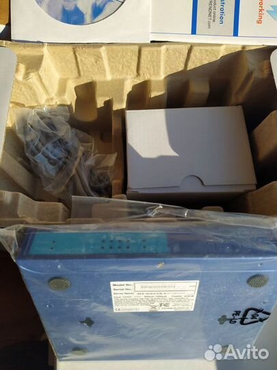 VPN маршрутизатор с брандмауэром TW100-BRV304