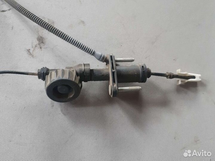 Главный цилиндр сцепления Chevrolet Cruze