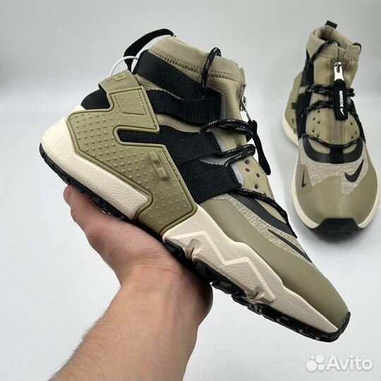 Кроссовки Nike Air Huarache Gripp Premium