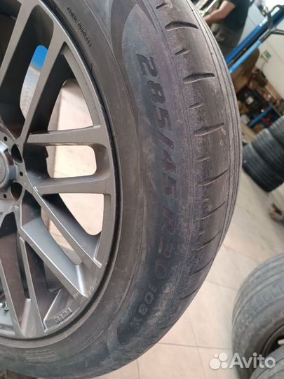 Pirelli P Zero 285/45 R20 W