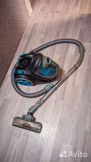 Пылесос Supra 1800w