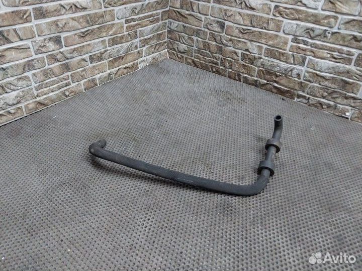 Патрубок системы охлаждения Mercedes-Benz G-Class