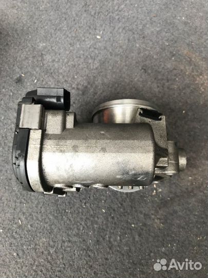 Дросельная заслонка Ford