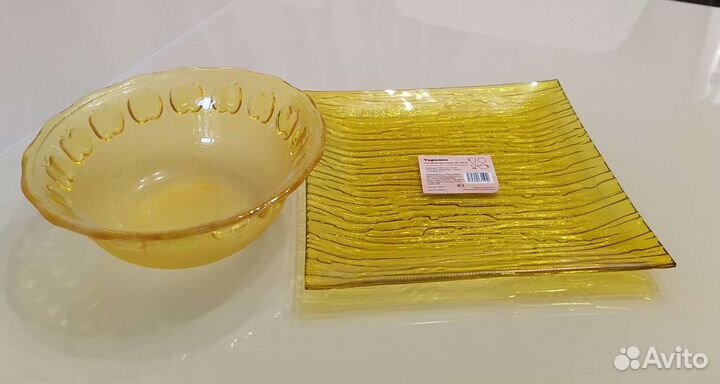 Салатник и тарелка