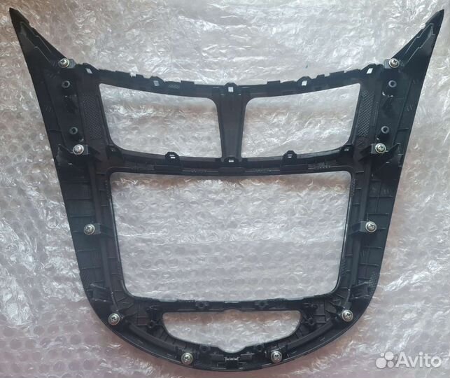 Магнитола Hyundai Solaris + рамка