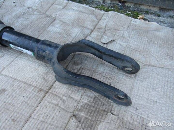 Пневмостойка передняя левая, Jeep Grand Cherokee WK2 рестайлинг 2016