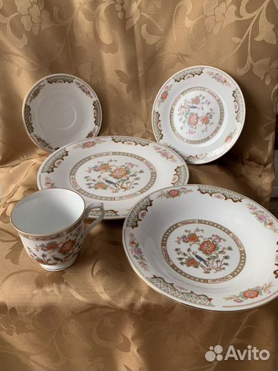 Столовый сервиз новый