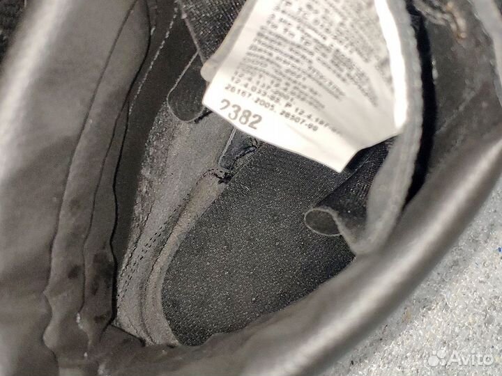 Ботинки с высокими берцами 