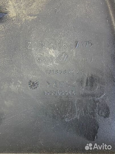 Крепление накладка торпедо боковая volkswagen golf