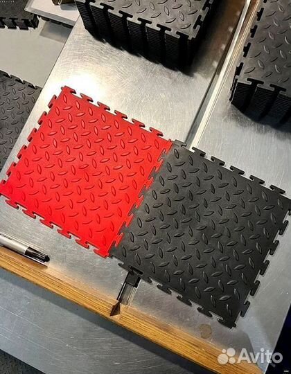 Модульная плитка пвх для цеха