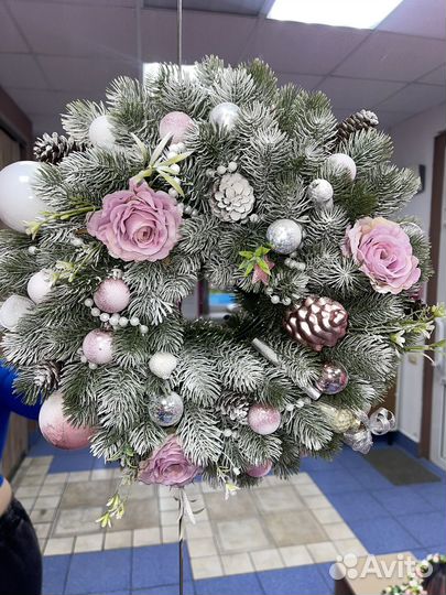 Новогодний венок ручной работы