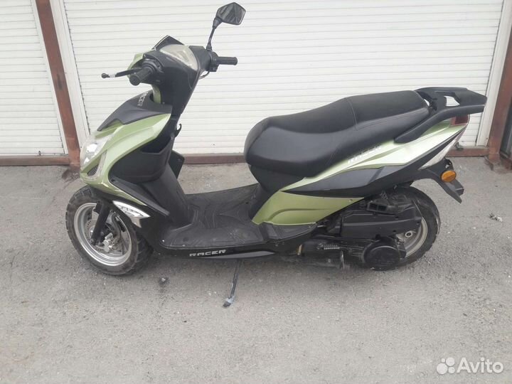 Скутер Racer