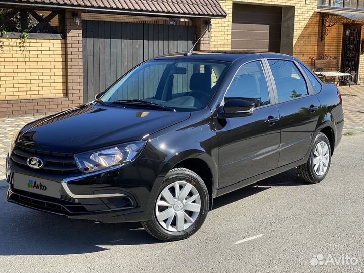 LADA Granta 1.6 МТ, 2023, 100 км
