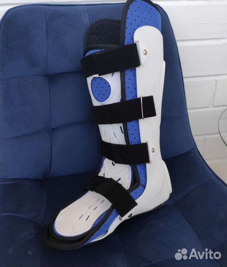 Ортез на голеностопный сустав. Фиксатор стопы