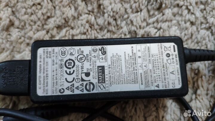 Блок питания для ноутбука samsung N210