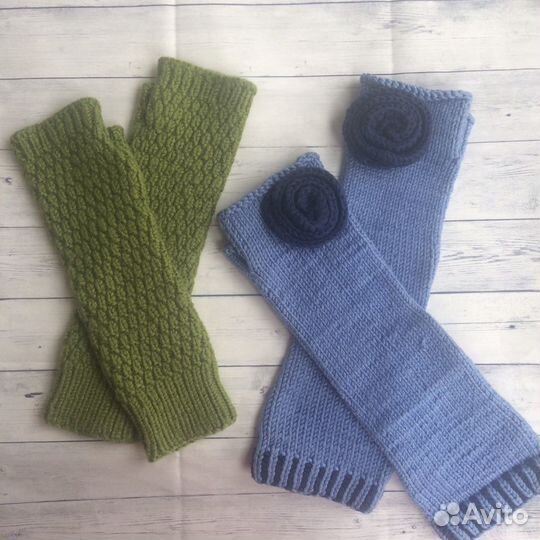 Митенки вязаные голубые и зеленые