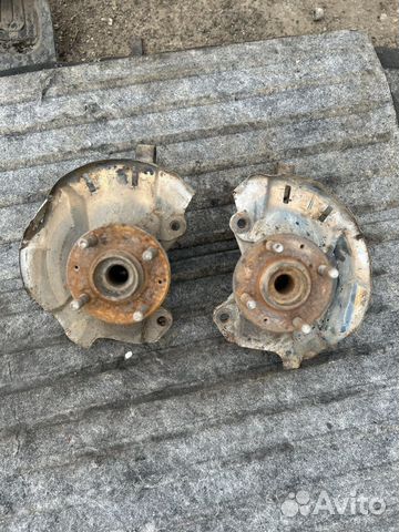 Поворотный кулак Хендай solaris