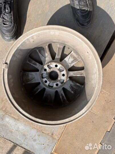Диски оригинальные 5 112 r16 на VAG