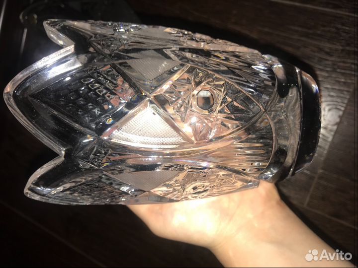 Ваза хрустальная