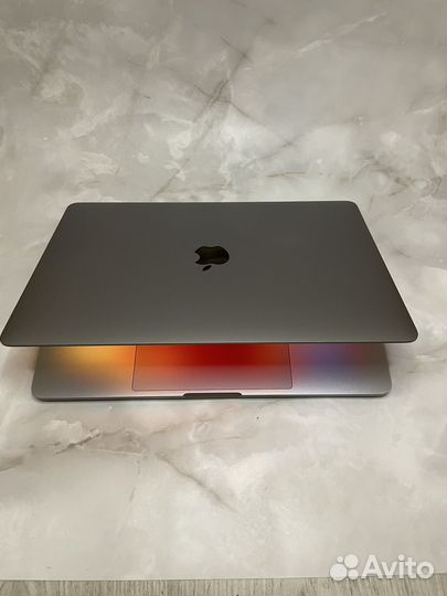 Apple MacBook Pro 13 2019 TouchBar 256gb