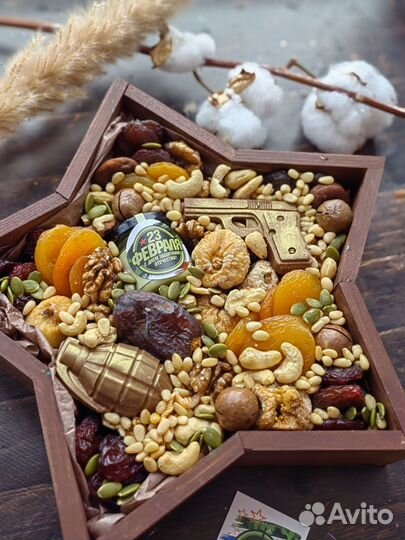 Мужской вкусный подарок