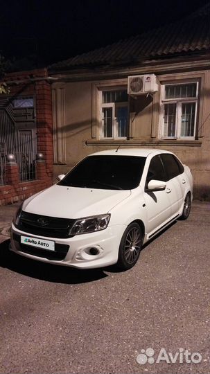 LADA Granta 1.6 МТ, 2014, 303 000 км