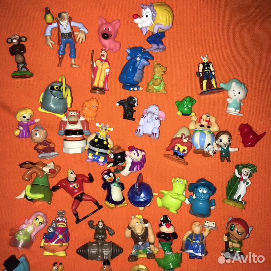 Игрушки Из киндер сюрприза пакетом