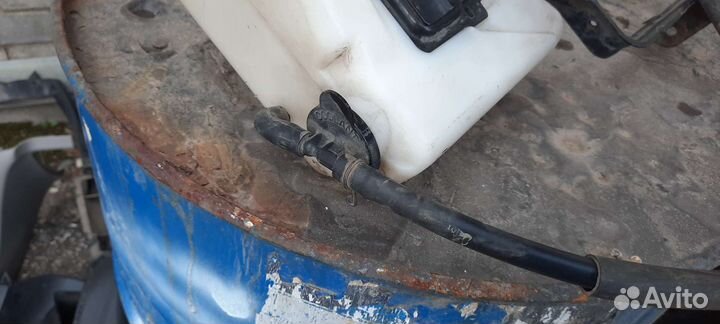 Расширительный бачок Toyota Mark 2 X110/2003