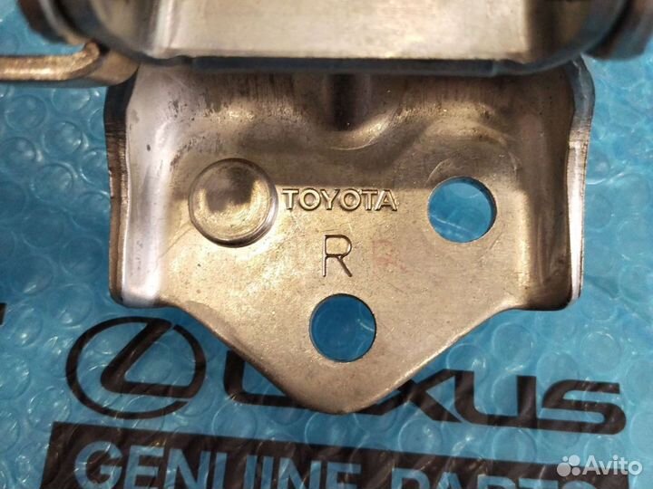 Петля заднего борта Lexus Lx 470